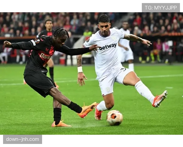 勒沃库森1-0达姆施塔特,弗林蓬反击制胜,主队防守端零封对手 勒沃库森1-0达姆施塔特,弗林蓬反击制胜,主队防守端零封对手